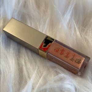 Stila Glitter and Glow Liquid Eyeshadow